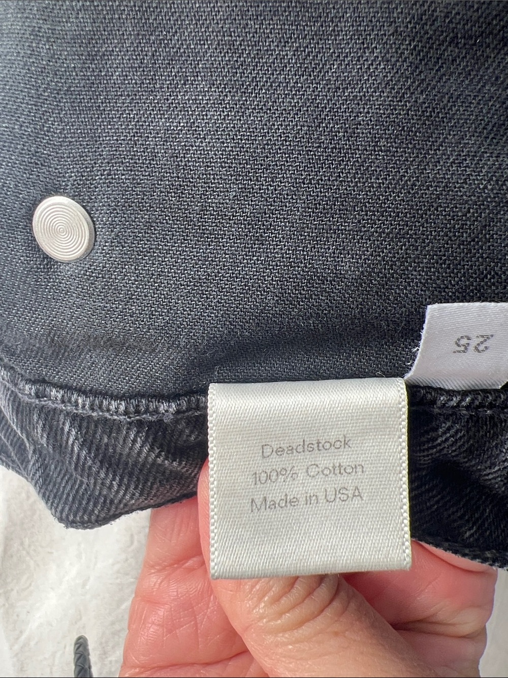 Reformation Dixie High Rise Jean Short - Picture 12 of 12